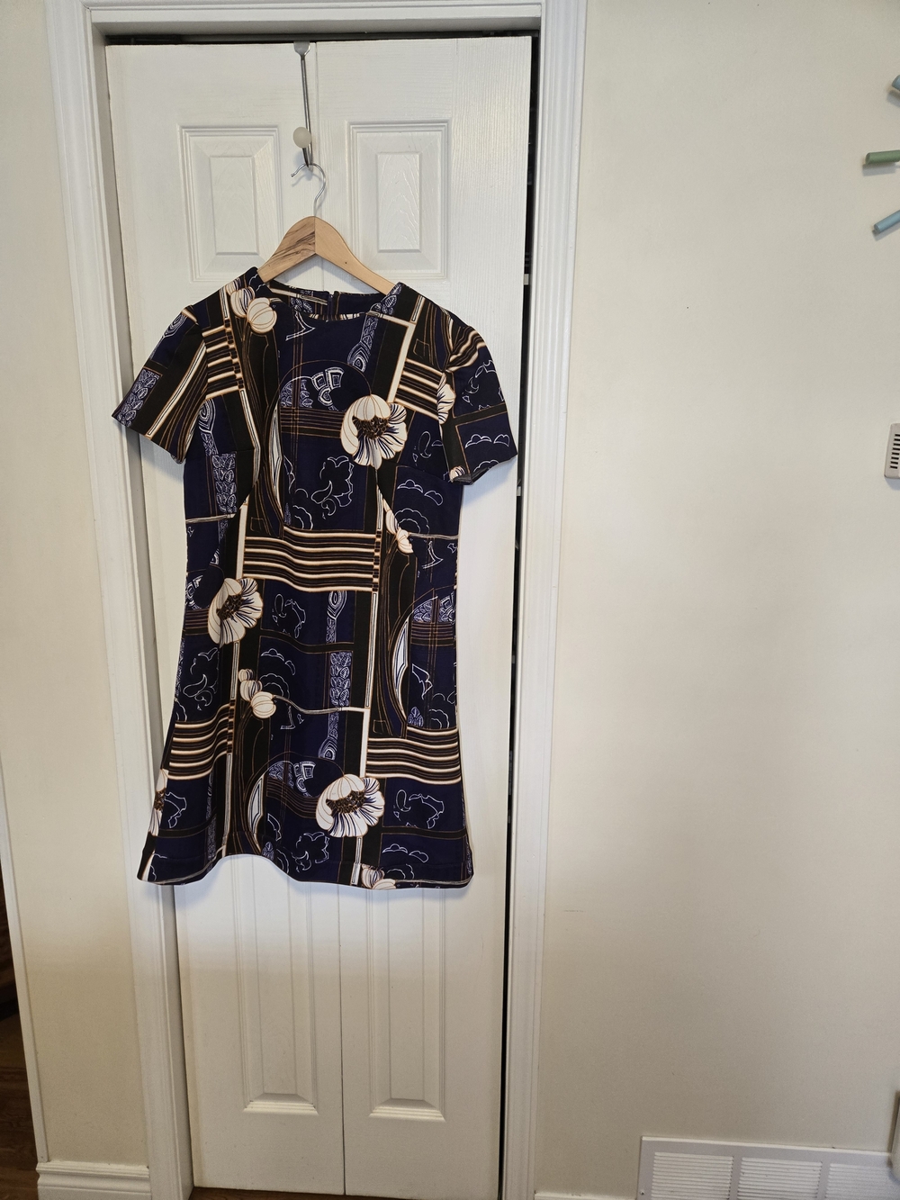 Purple and Brown Floral Geometric Short Sleeve Dress 70s
